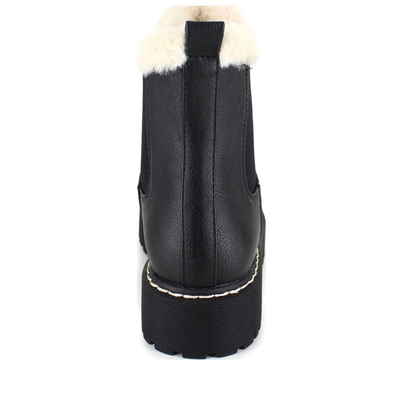 Portland Black Chelsea Boots - Picture 5 of 5